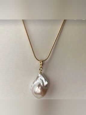 Adjustable Waxed Corded Gold Baroque Pearl Pendant Necklace